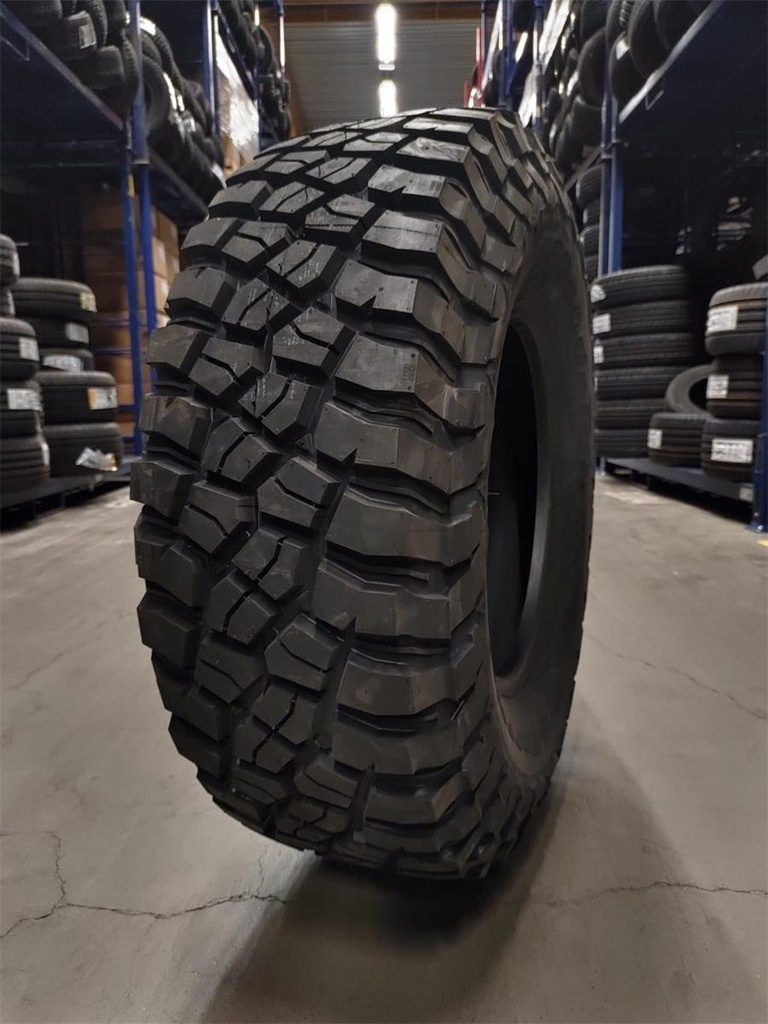 37x12.50R18 115Q BFGOODRICH MUD TERRAIN T/A KM3 XL